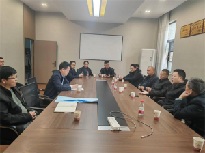 赤壁市副市長別華中一行蒞臨紅太陽花園項(xiàng)目視察指導(dǎo)工作